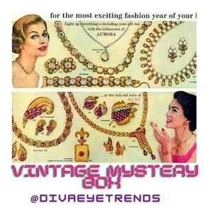 Vintage Mystery Box Jewelry Set